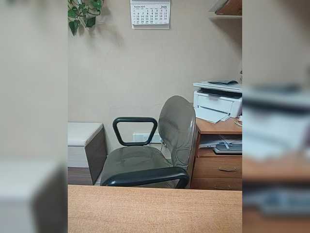 Mandarinka8's BongaCams show and profile