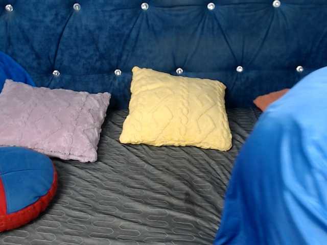 DragonFly7223 live cam