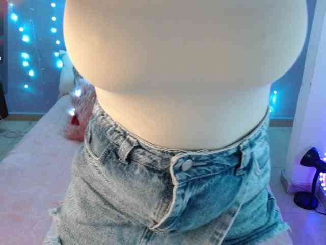 Natysweet22 webcam