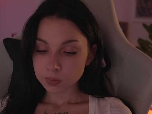 DrammaQueennnn's BongaCams show and profile