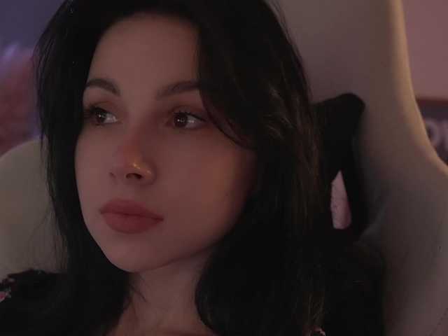 DrammaQueennnn's BongaCams show and profile