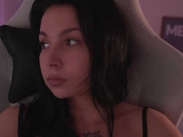 DrammaQueennnn's BongaCams show and profile