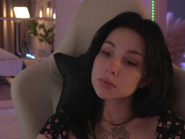 DrammaQueennnn's BongaCams show and profile