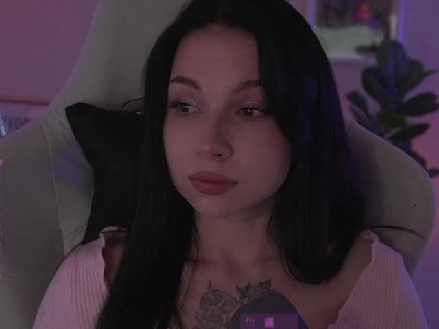 DrammaQueennnn's BongaCams show and profile