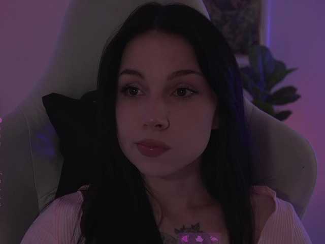 DrammaQueennnn's BongaCams show and profile