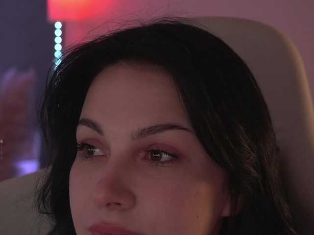 DrammaQueennnn's BongaCams show and profile