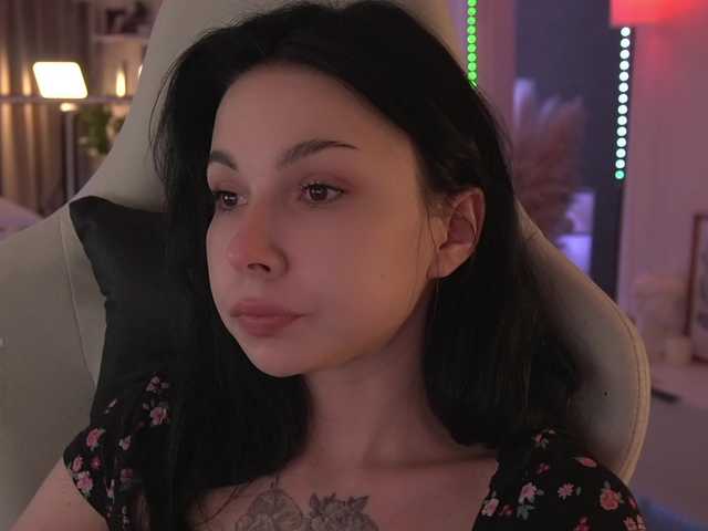 DrammaQueennnn's BongaCams show and profile