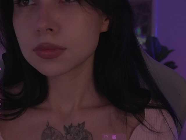 DrammaQueennnn's BongaCams show and profile