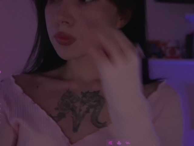 DrammaQueennnn's BongaCams show and profile