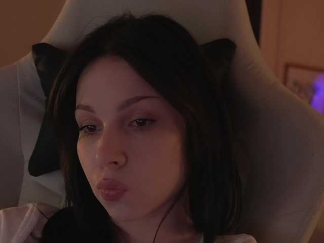 DrammaQueennnn's BongaCams show and profile