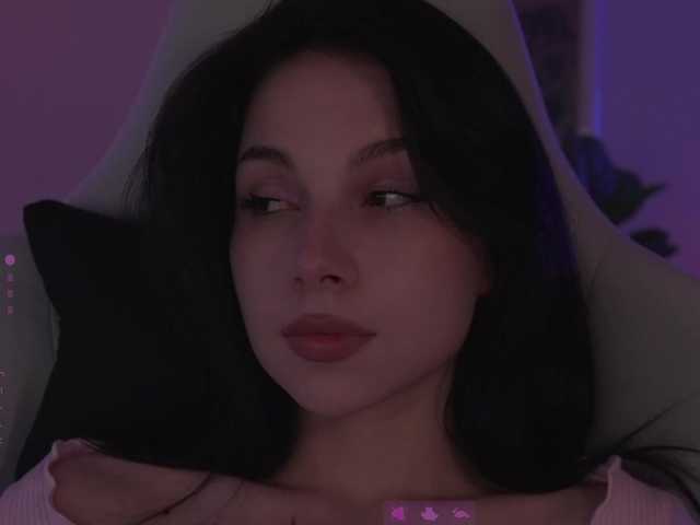 DrammaQueennnn's BongaCams show and profile