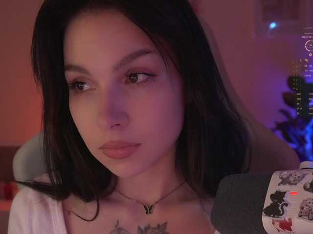 DrammaQueennnn's BongaCams show and profile