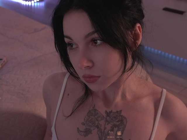 DrammaQueennnn's BongaCams show and profile