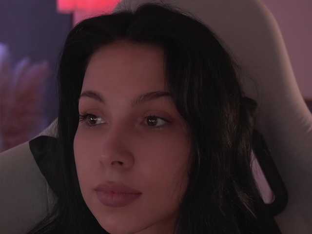 DrammaQueennnn's BongaCams show and profile