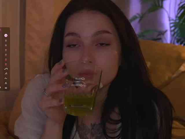 DramaQueen_ webcam
