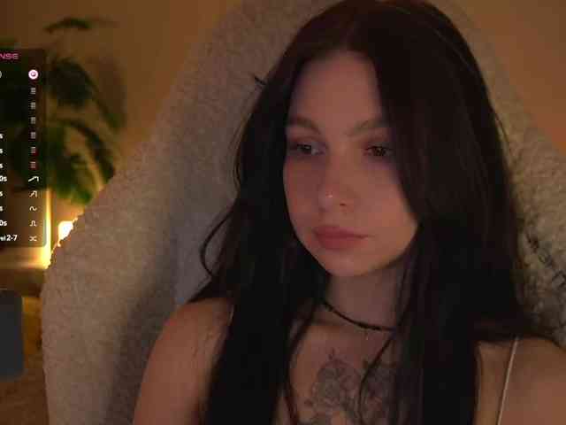 DramaQueen_ webcam