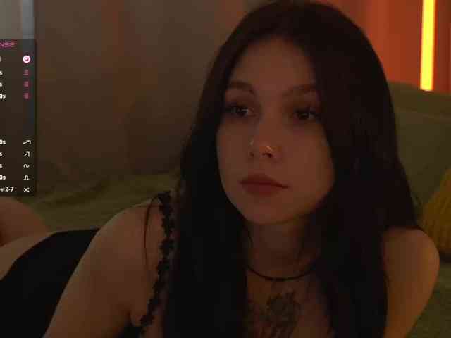 DramaQueen_ webcam