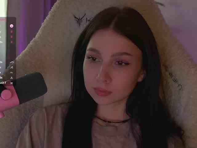DramaQueen_ webcam