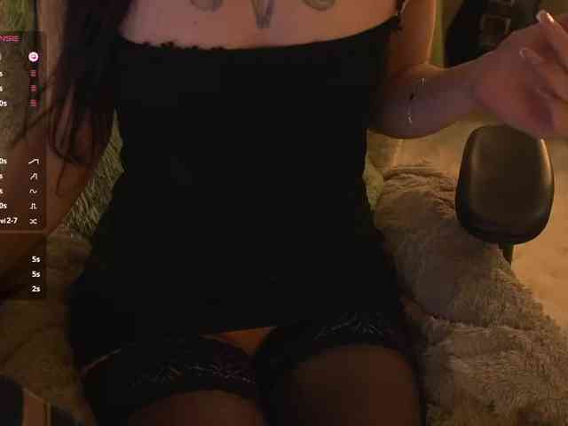 DramaQueen_ webcam
