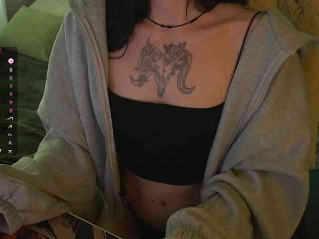 DramaQueen_ webcam