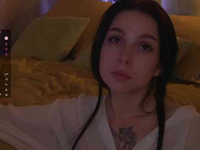 DramaQueen_ webcam
