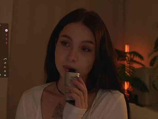 DramaQueen_ webcam