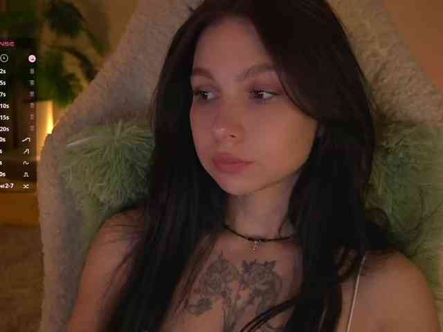 DrammaQueennnn Live Webcam on BongaCams