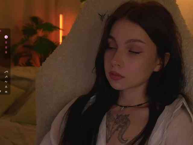 DramaQueen_ webcam