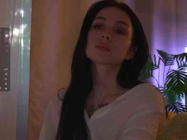 DramaQueen_ webcam