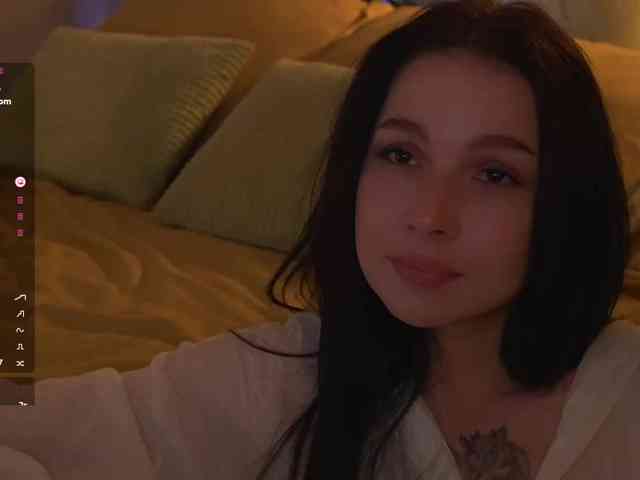 DramaQueen_ webcam