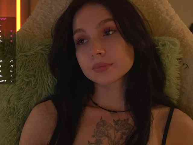 DramaQueen_ webcam