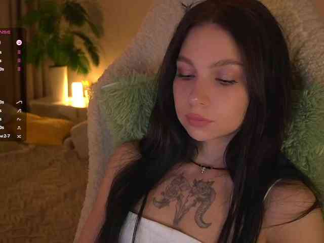 DramaQueen_ webcam