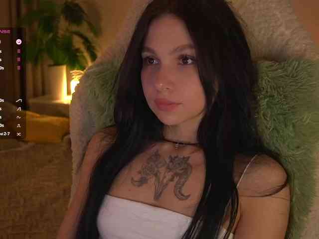 DramaQueen_ webcam