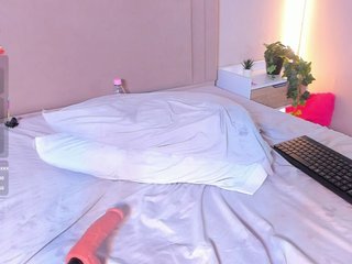 TaniaMilan Porn Show