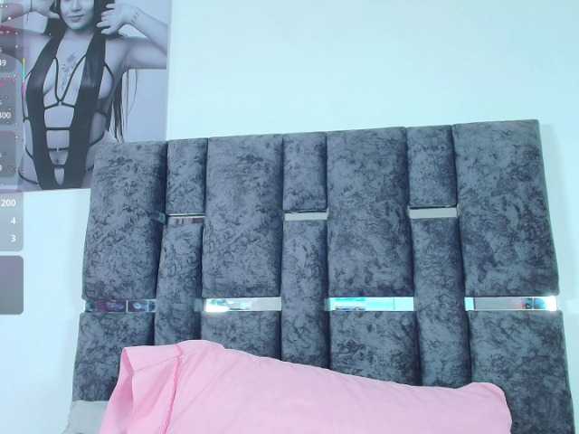 taniamilan's BongaCams show and profile