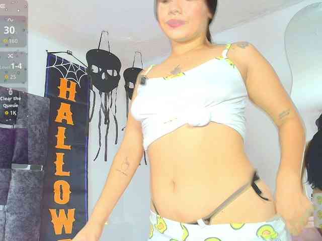 TaniaMilan webcam
