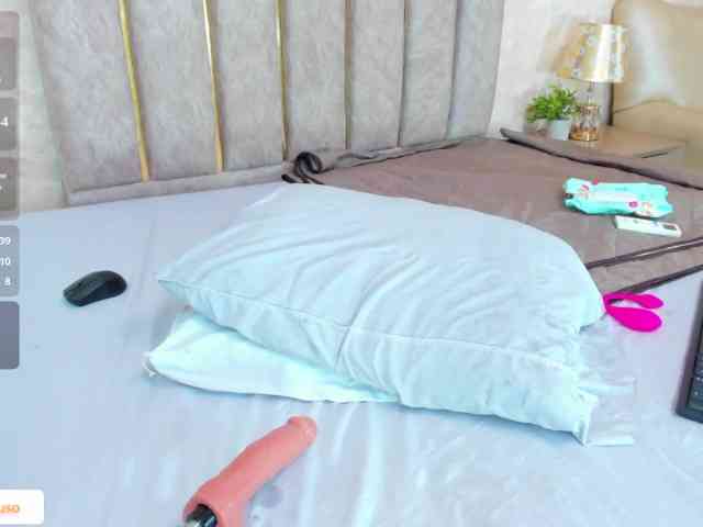 TaniaMilan webcam