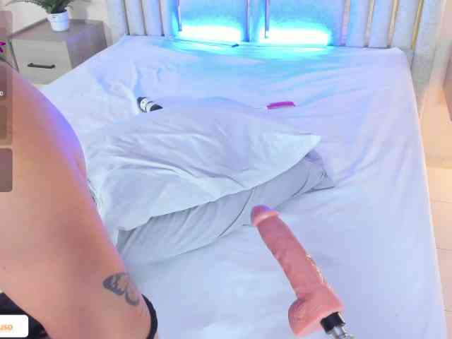 TaniaMilan webcam