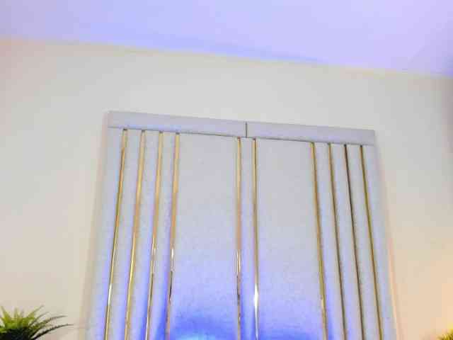 TaniaMilan webcam