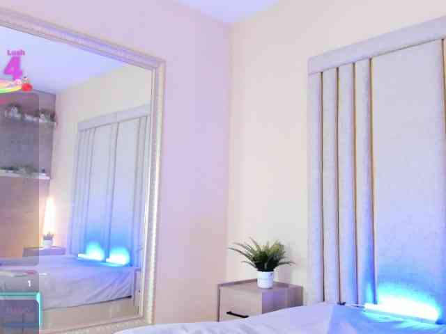 TaniaMilan webcam