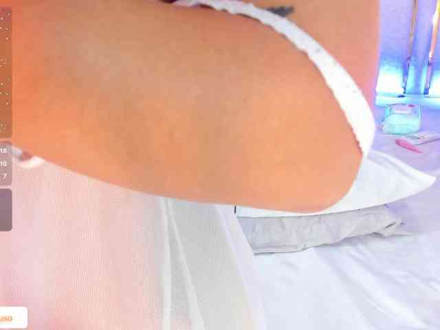 TaniaMilan webcam