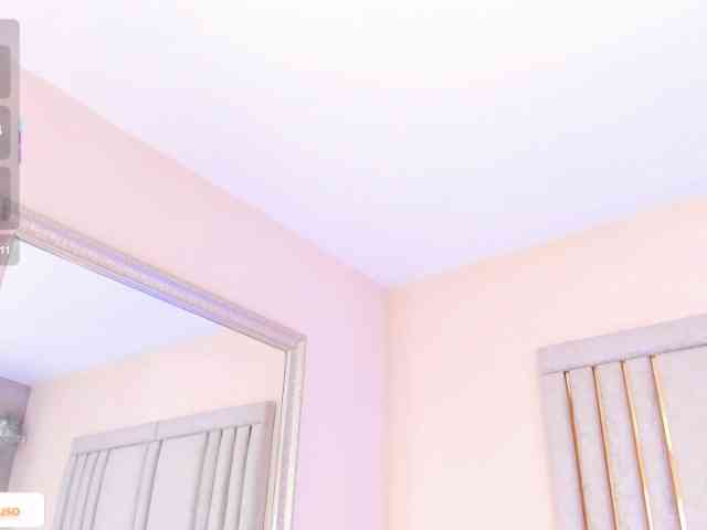 TaniaMilan webcam