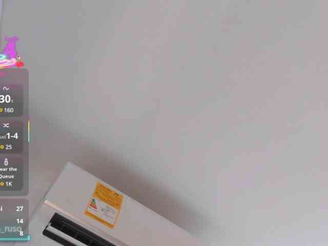 TaniaMilan webcam