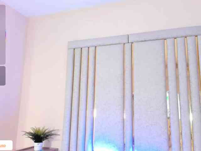 TaniaMilan webcam