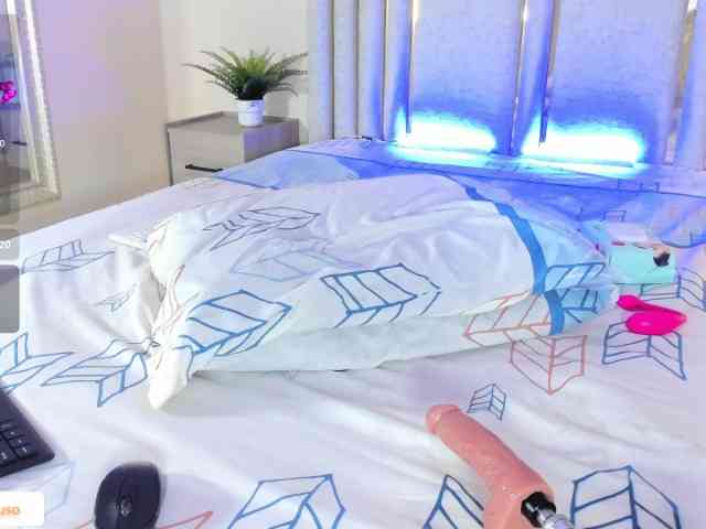 TaniaMilan webcam