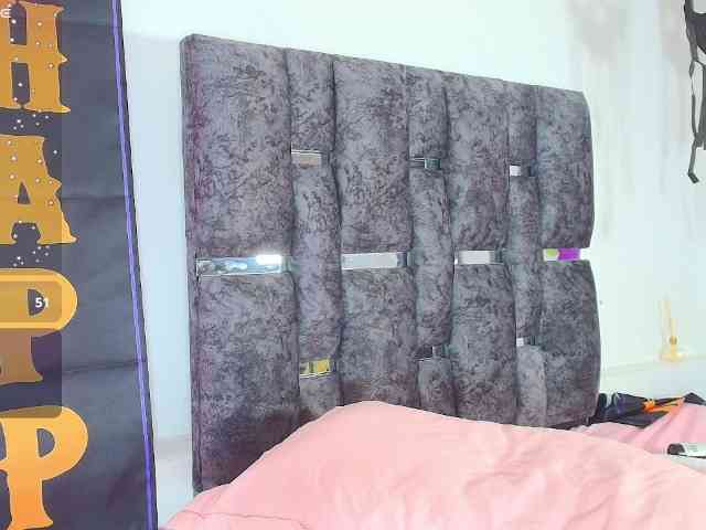 TaniaMilan webcam