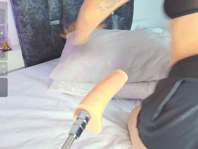 TaniaMilan webcam