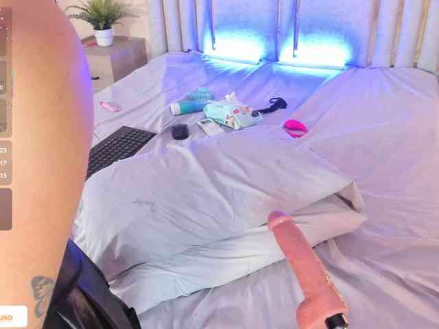 TaniaMilan webcam