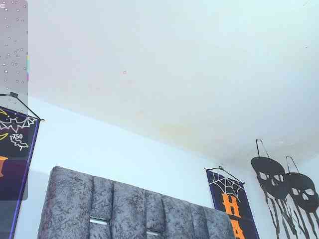TaniaMilan webcam