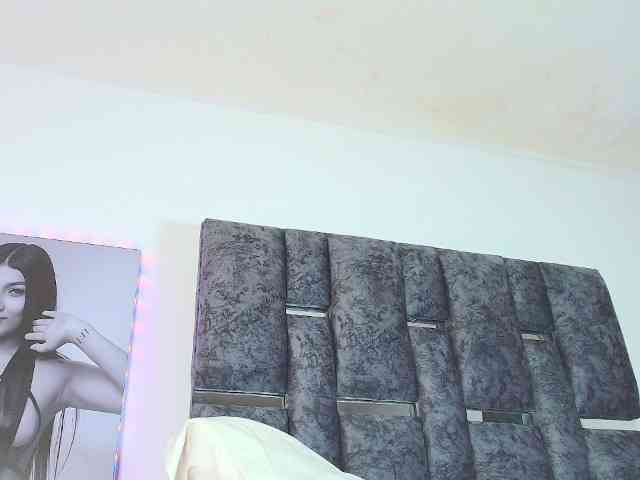 TaniaMilan webcam